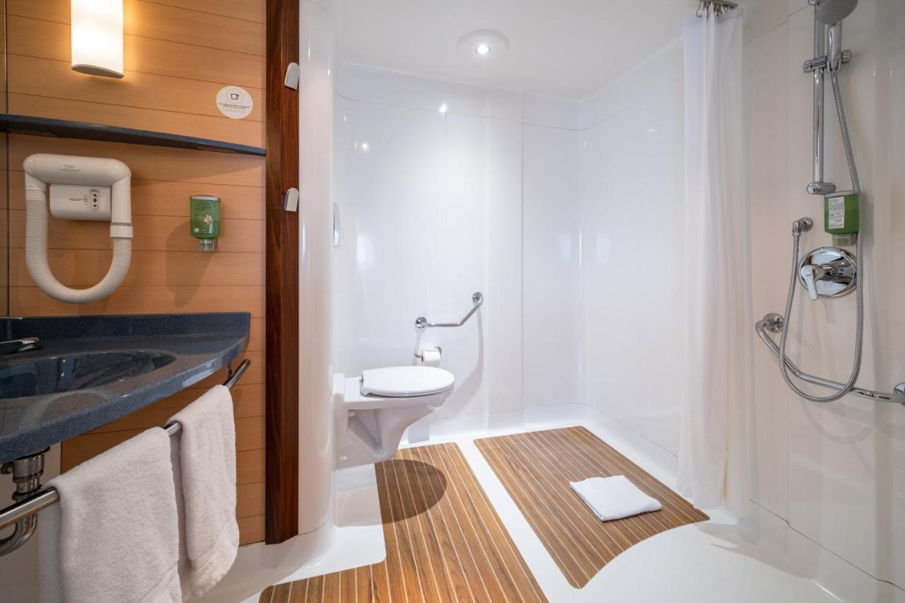 B&B Hotel Calais Terminal Cite Europe 4 Etoiles Coquelles Exterior foto