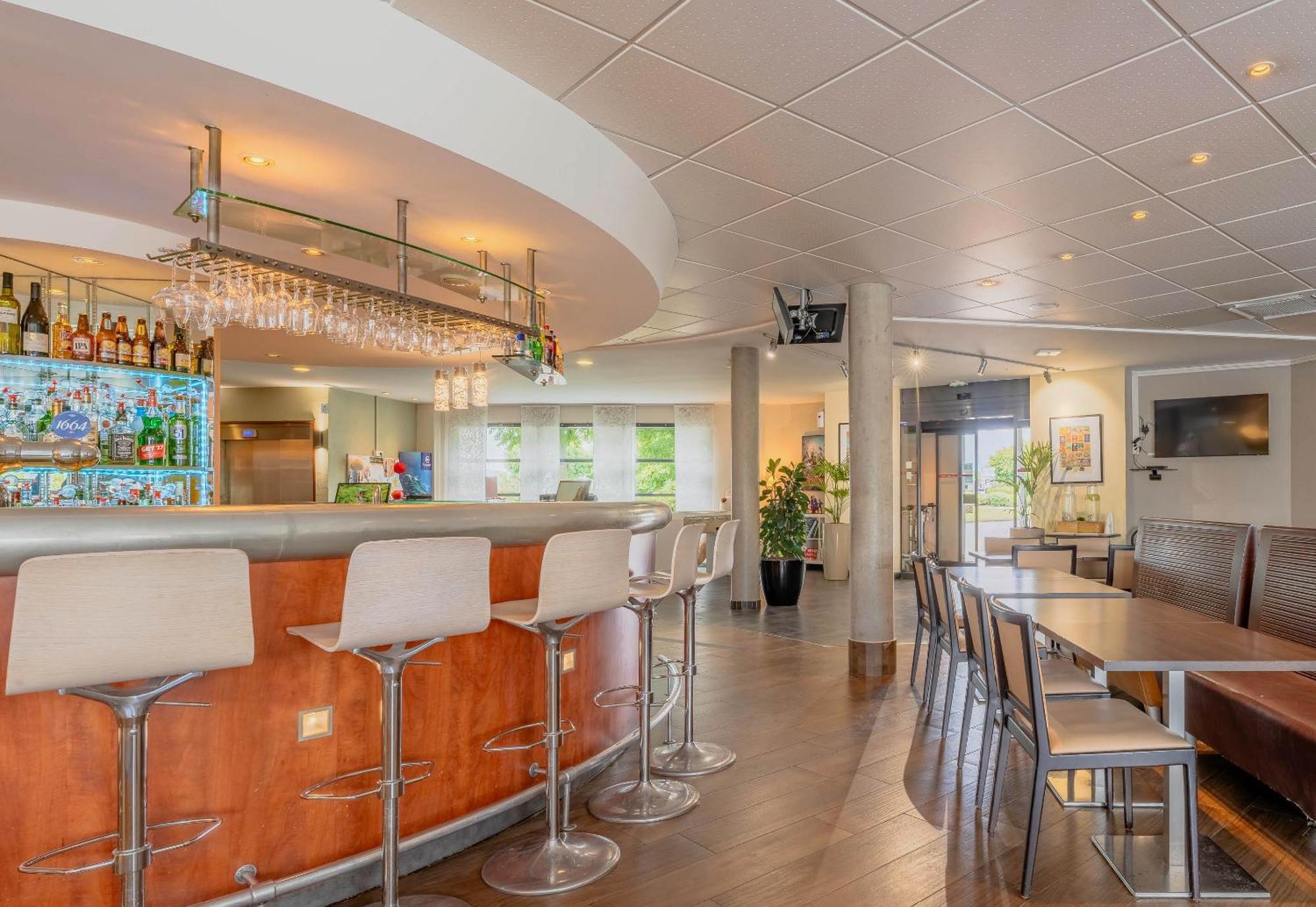 B&B Hotel Calais Terminal Cite Europe 4 Etoiles Coquelles Exterior foto