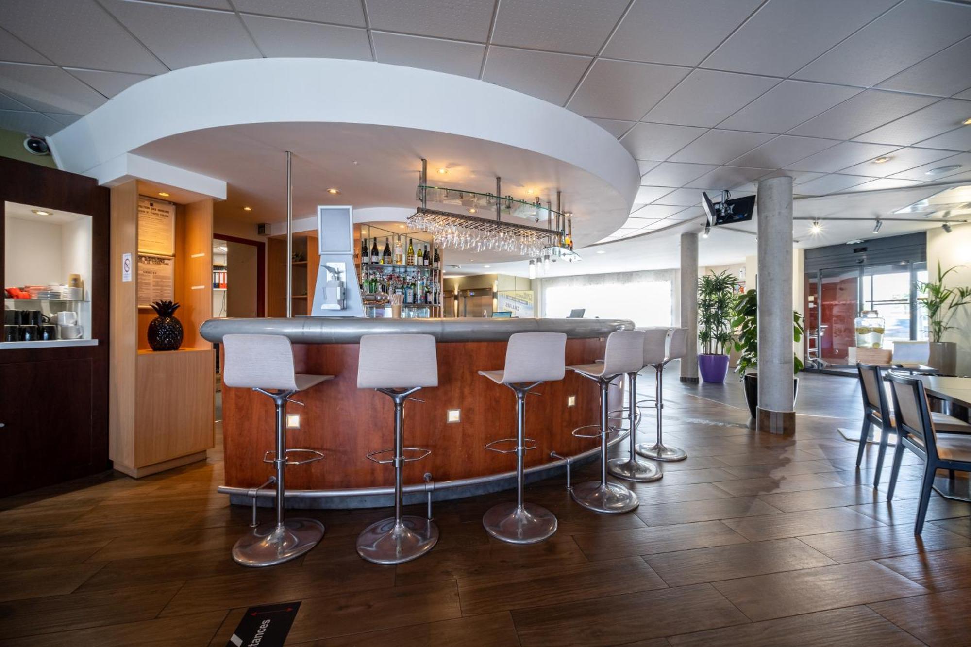 B&B Hotel Calais Terminal Cite Europe 4 Etoiles Coquelles Exterior foto